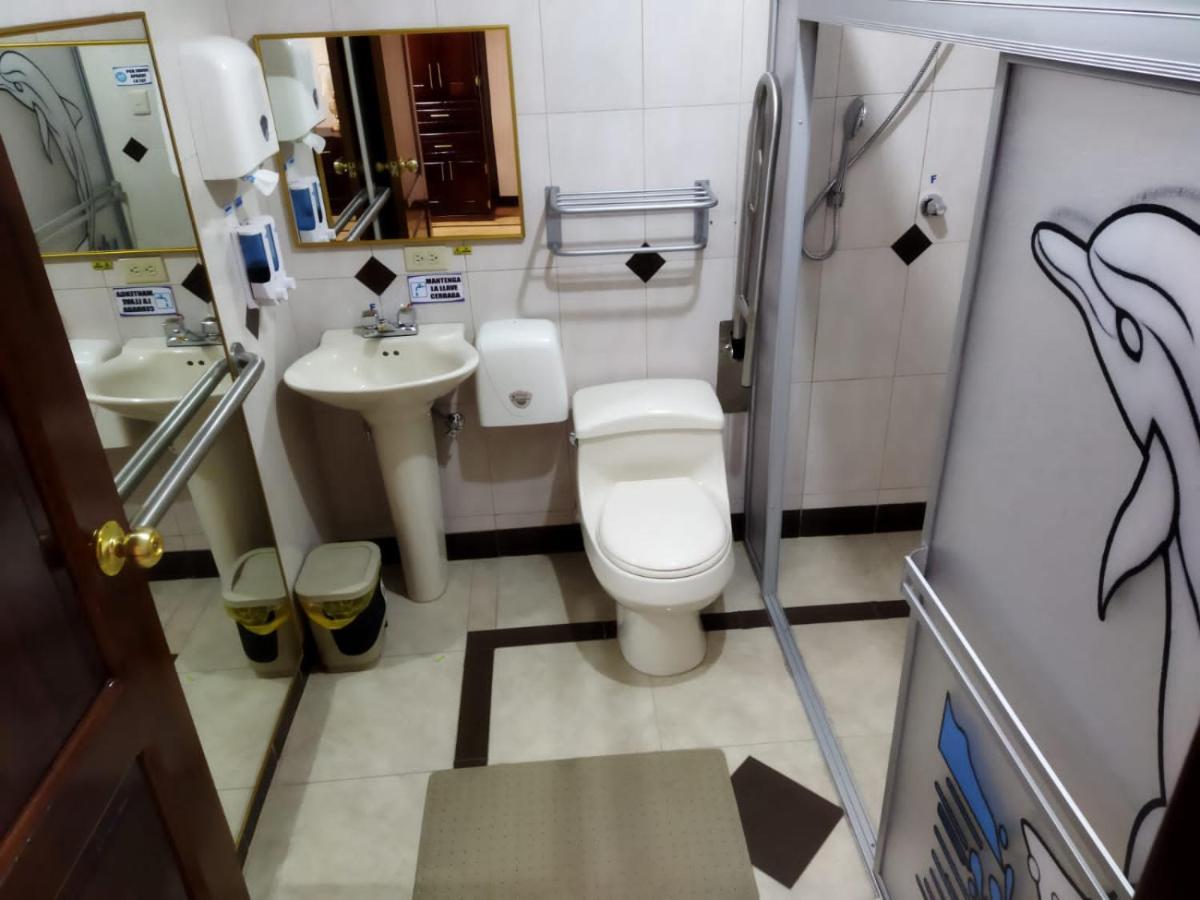 Hotel Velanez Suite Riobamba Ngoại thất bức ảnh