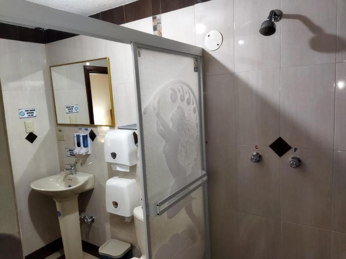Hotel Velanez Suite Riobamba Ngoại thất bức ảnh