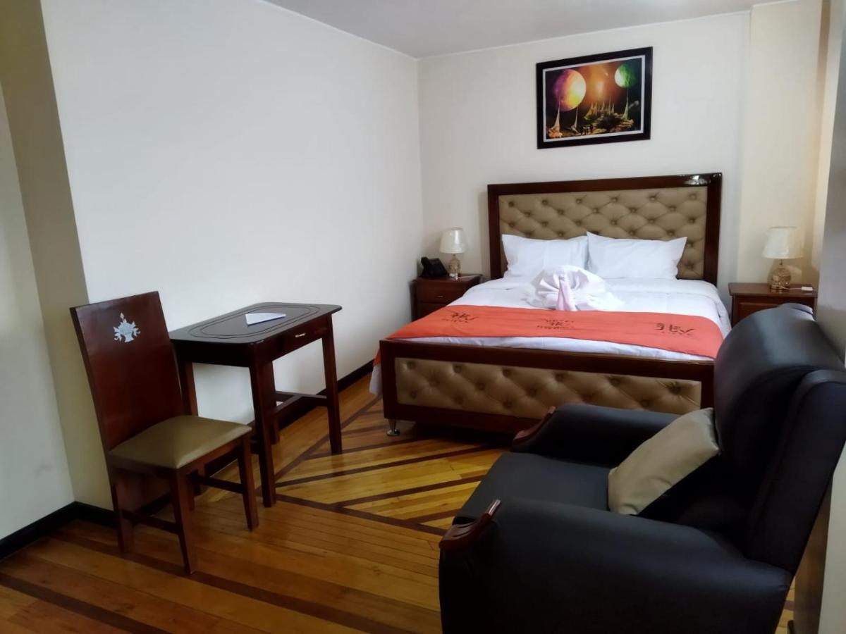 Hotel Velanez Suite Riobamba Ngoại thất bức ảnh